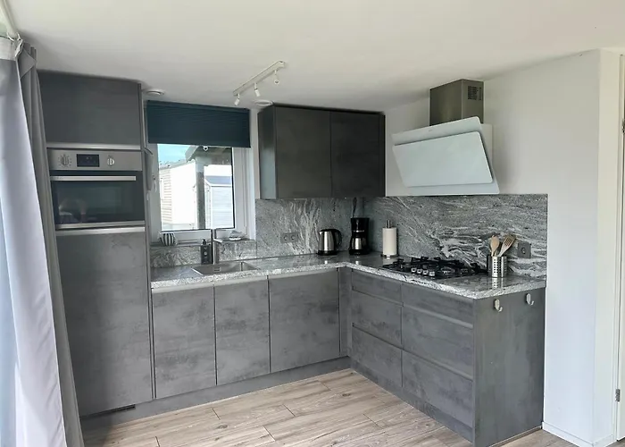 De Wielen 58 * 荷属圣马丁